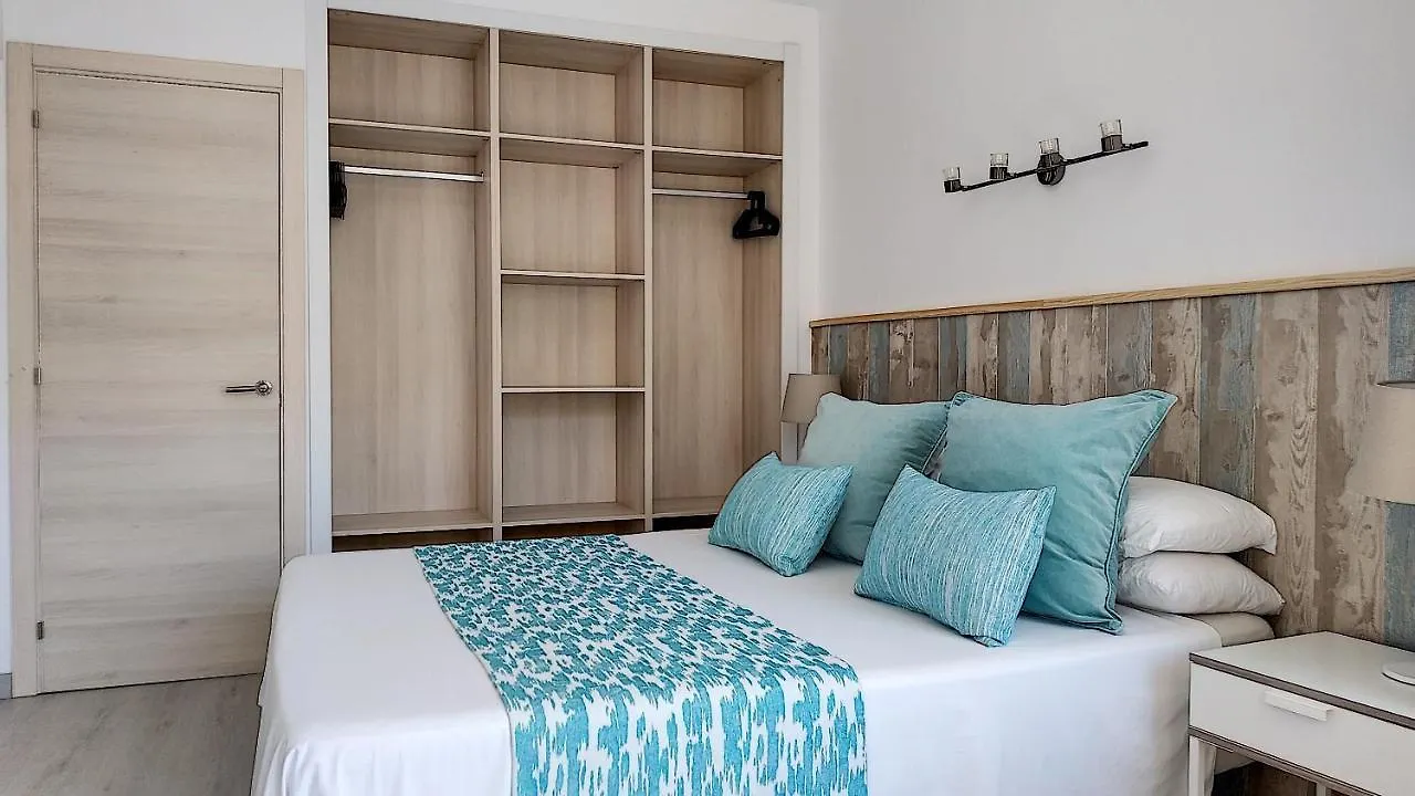 Apartamentos Las Palmeras Palmanova