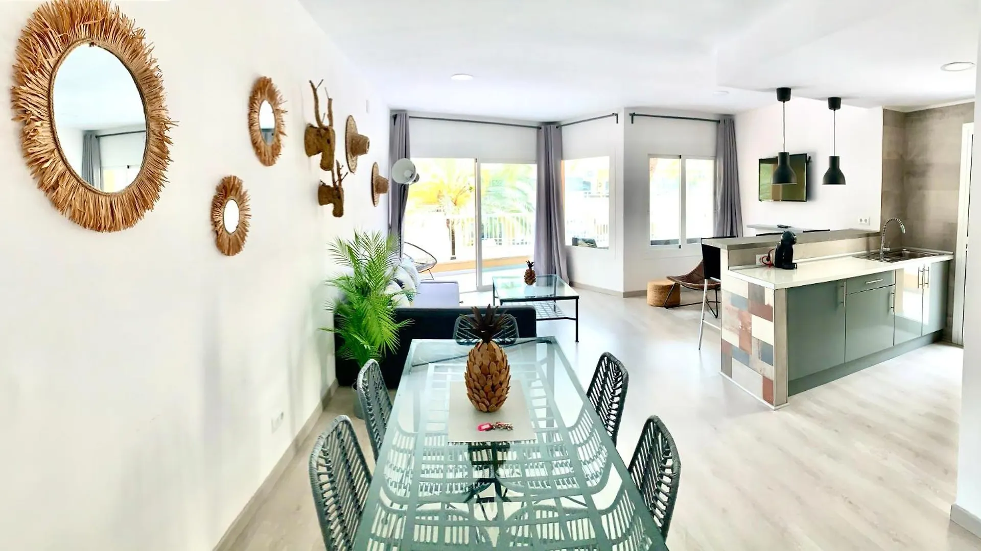 Apartamentos Las Palmeras Palmanova
