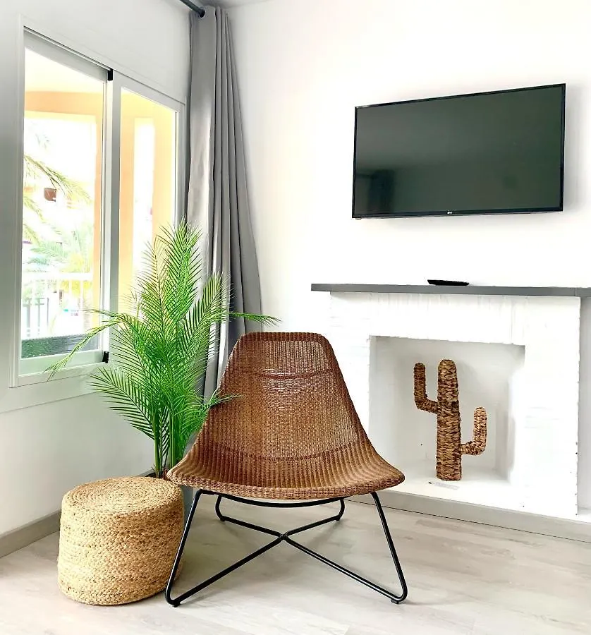 Apartamentos Las Palmeras Palma Nova  Apartment